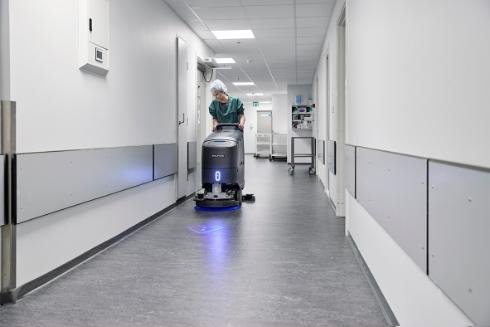 SC550 D 53 LI-ON EU FULL PKG - Image 3