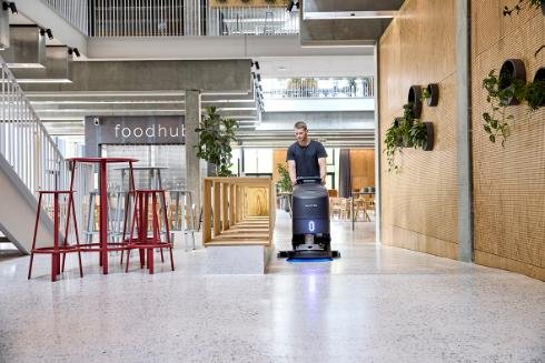 SC550 D 53 LI-ON EU FULL PKG - Image 7